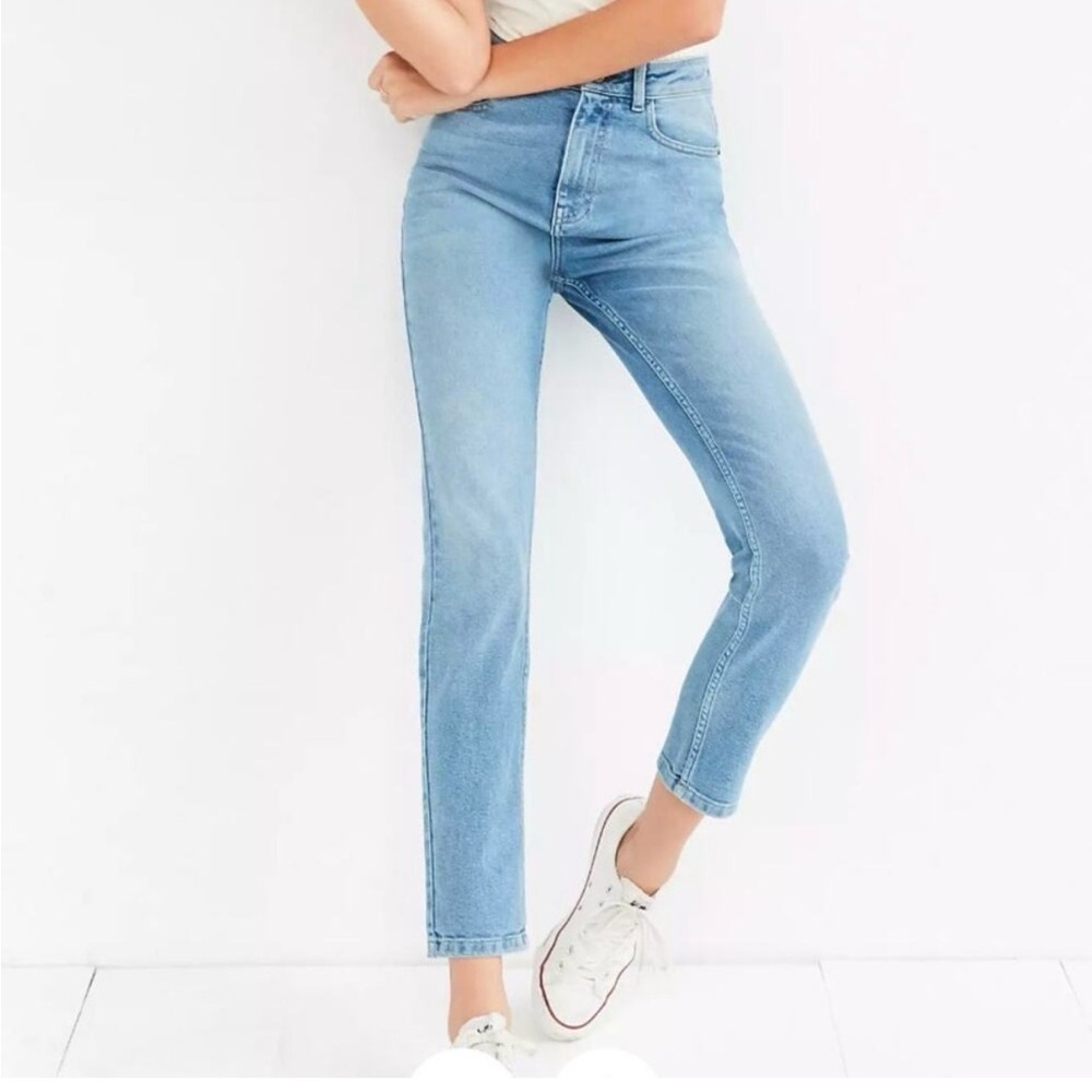 BDG Urban Outfitters Girlfriemd High Rise Blue Jeans Size 27